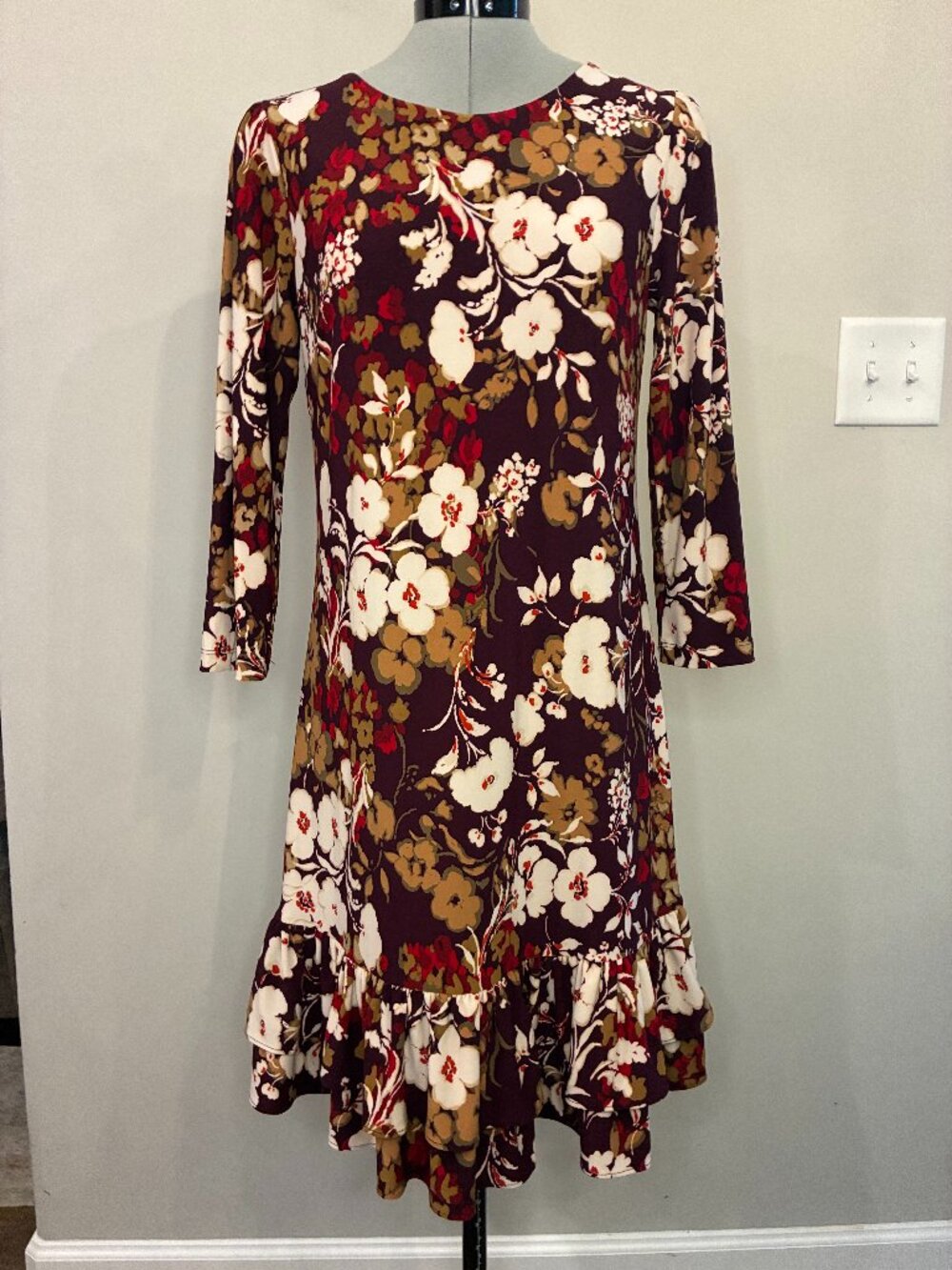 Tommy Hilfiger Maroon Floral Long Sleeve Dress – Classic Chic Size 4